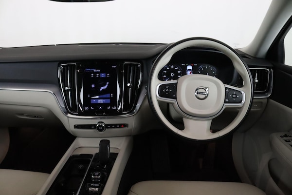 Used Volvo V60 2020 for sale - 75280646: Photo 16