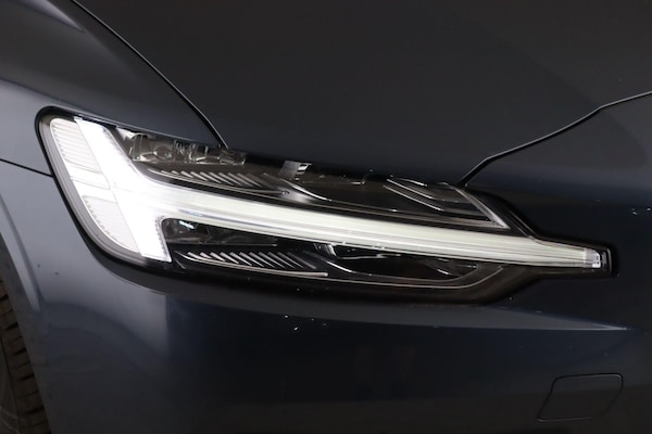 Used Volvo V60 2020 for sale - 75280646: Photo 9