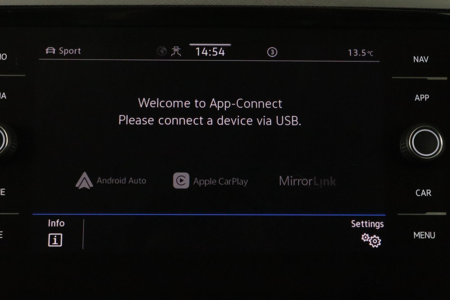 Used Volkswagen Passat 2020 for sale - 76360237: Photo 31