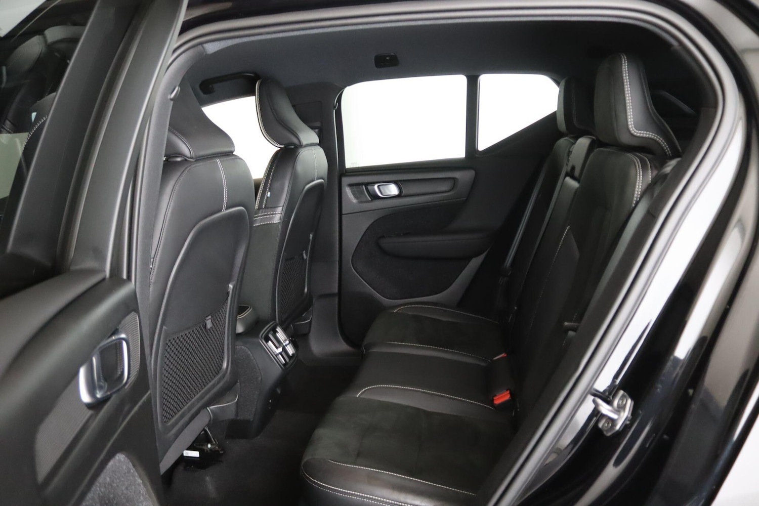 Used Volvo XC40 2021 for sale - 76059735: Photo 11