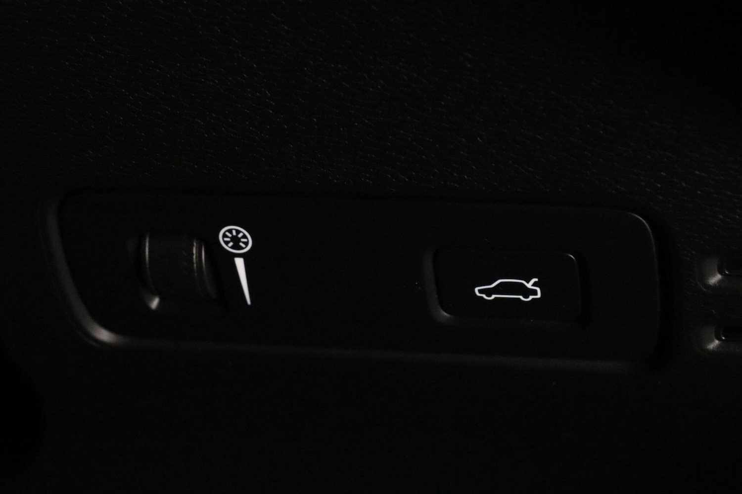 Used Volvo XC40 2021 for sale - 76059735: Photo 18