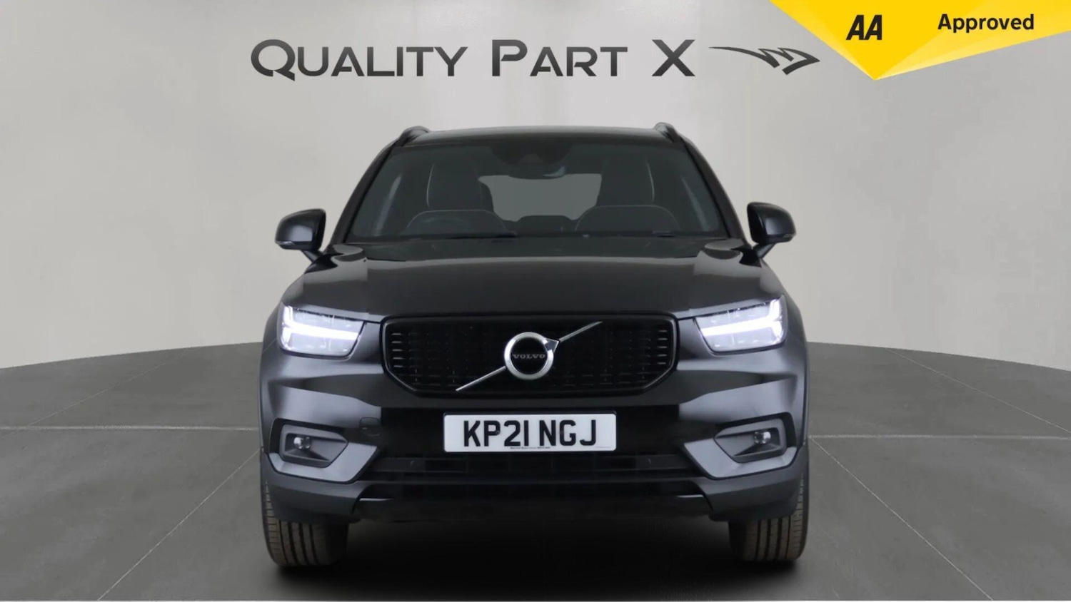 Used Volvo XC40 2021 for sale - 76059735: Photo 2