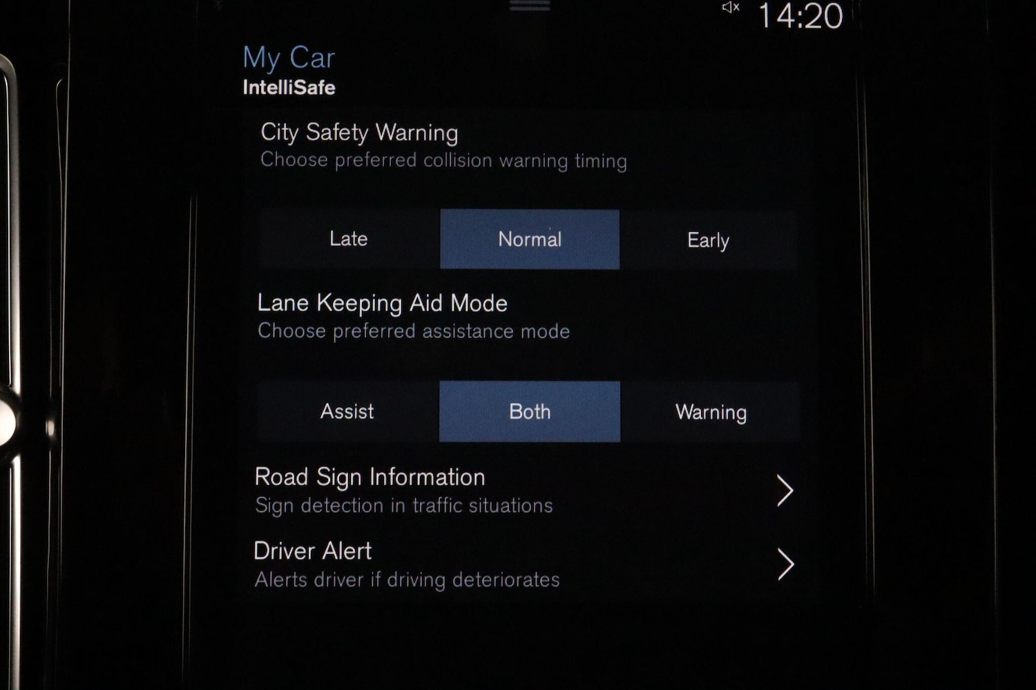 Used Volvo XC40 2021 for sale - 76059735: Photo 38