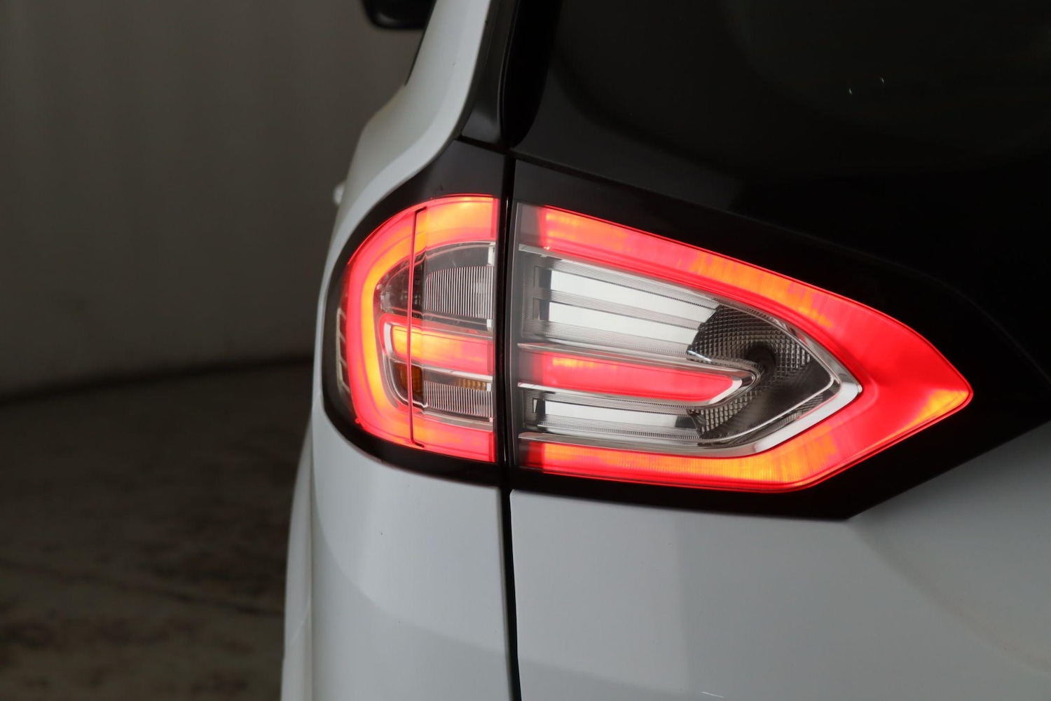 Used Ford Galaxy 2019 for sale - 76781993: Photo 10