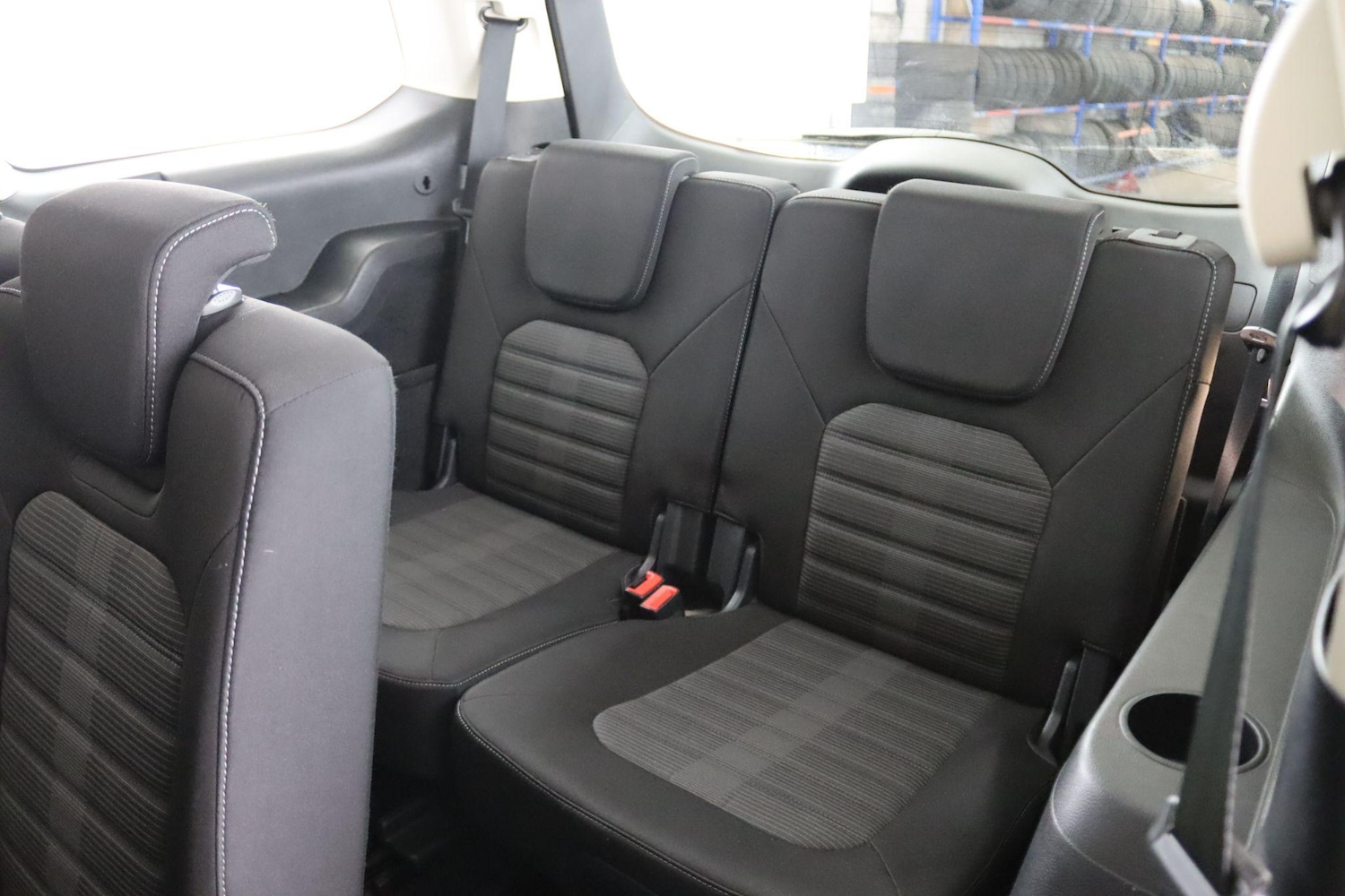 Used Ford Galaxy 2019 for sale - 76781993: Photo 12