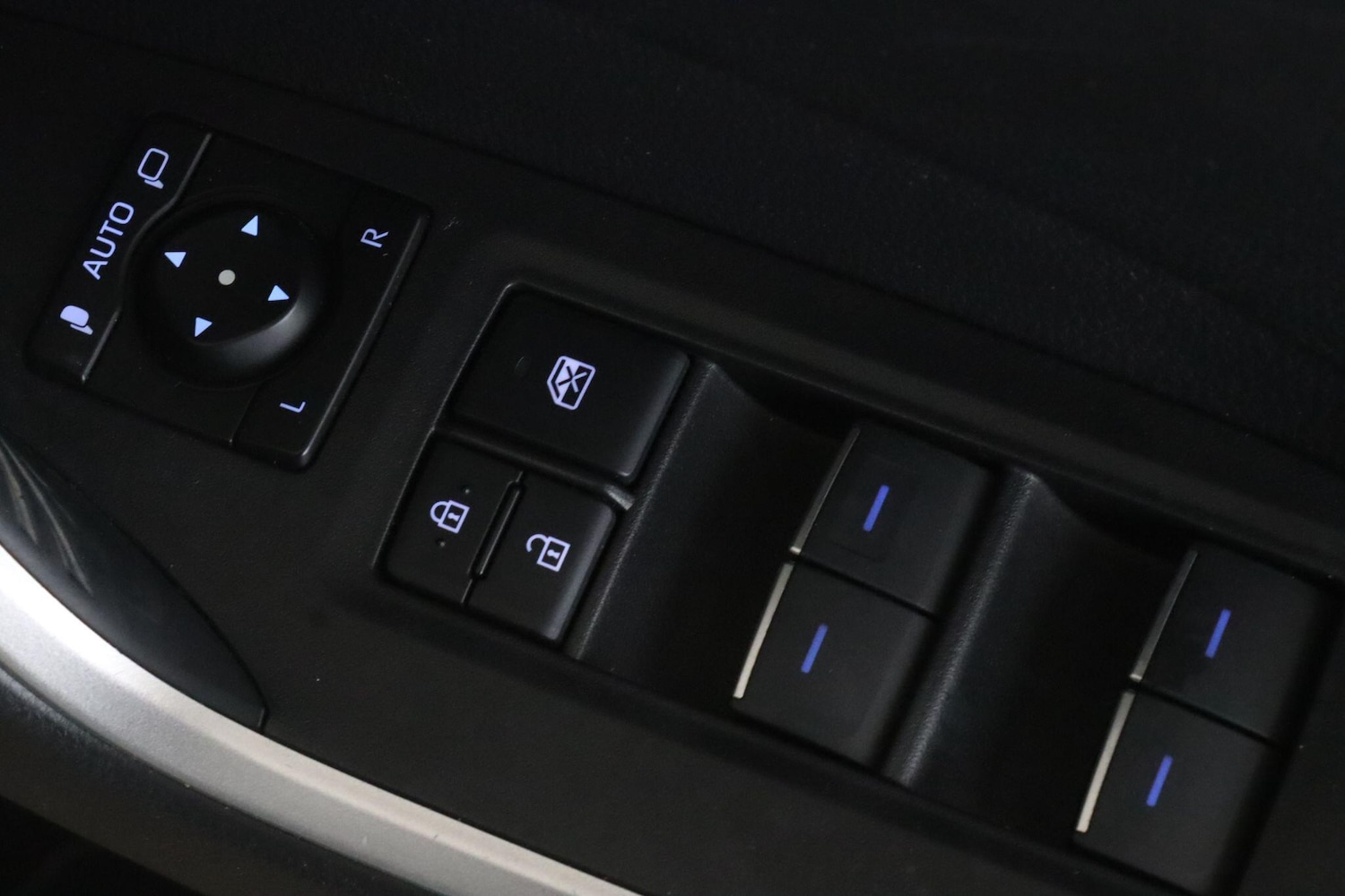 Used Toyota RAV4 2022 for sale - 77441307: Photo 17