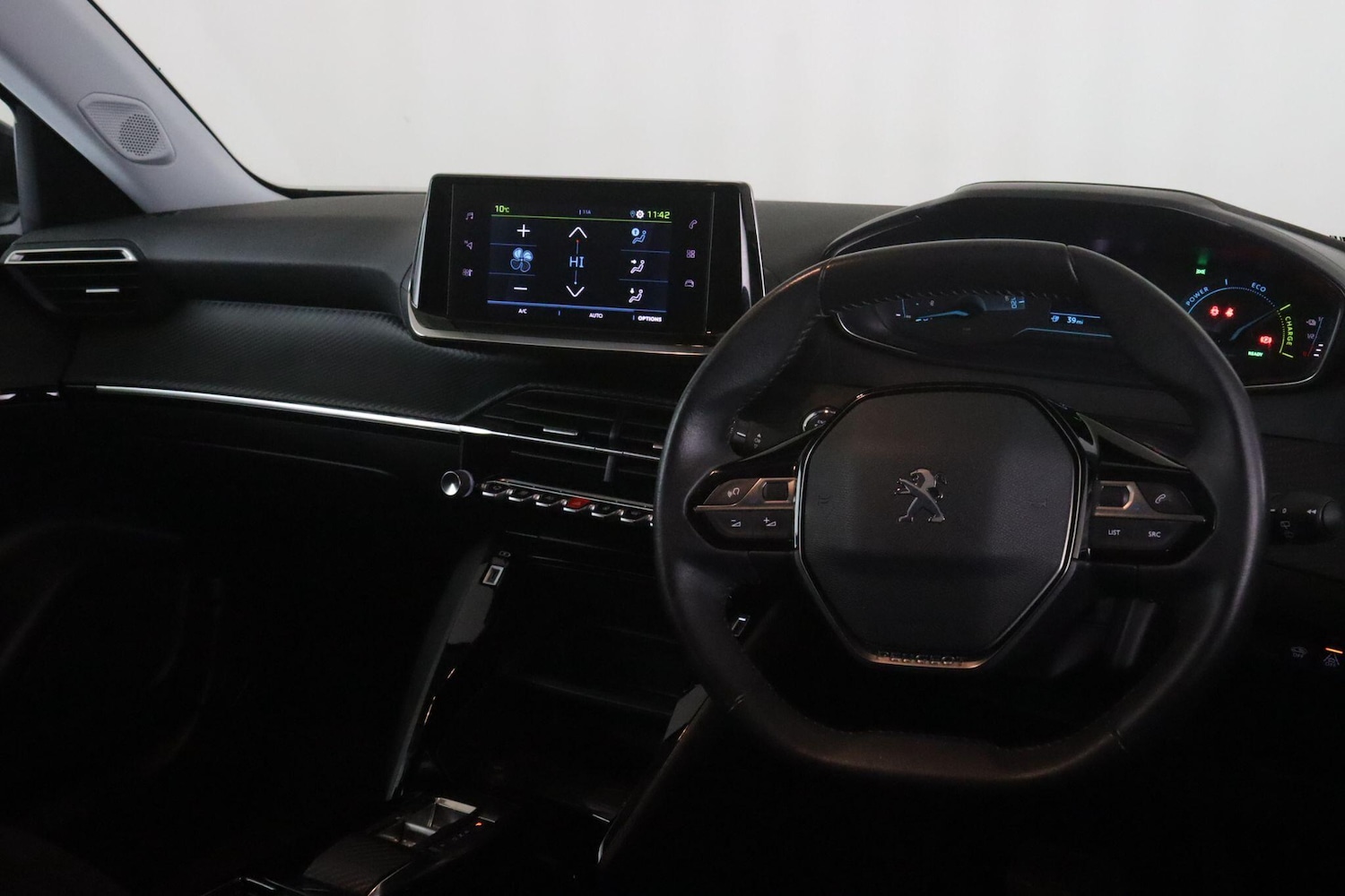Used Peugeot E-2008 2022 for sale - 78046675: Photo 11