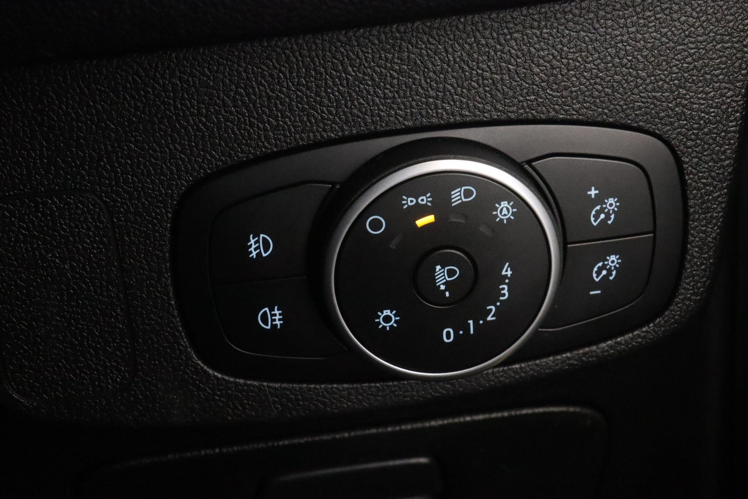 Used Ford Focus 2020 for sale - 77081679: Photo 18