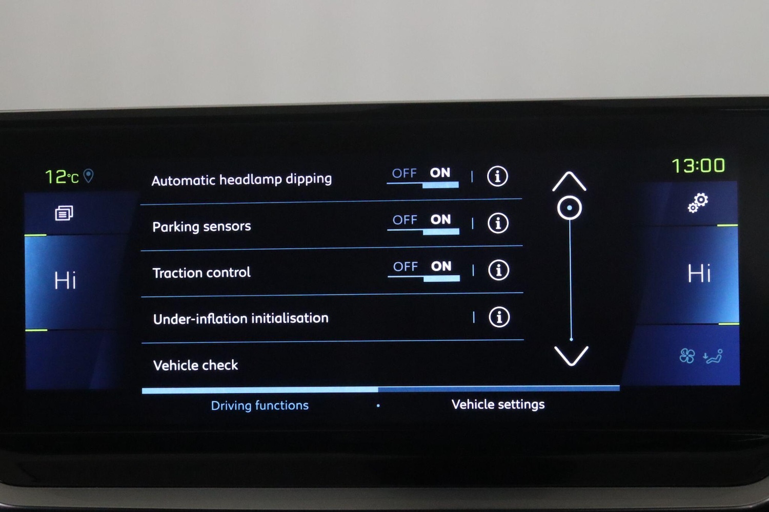 Used Peugeot E-2008 2022 for sale - 77695800: Photo 28