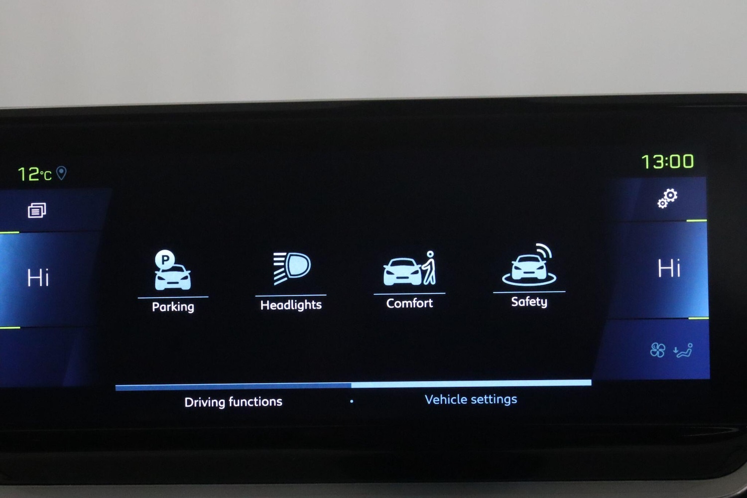 Used Peugeot E-2008 2022 for sale - 77695800: Photo 29