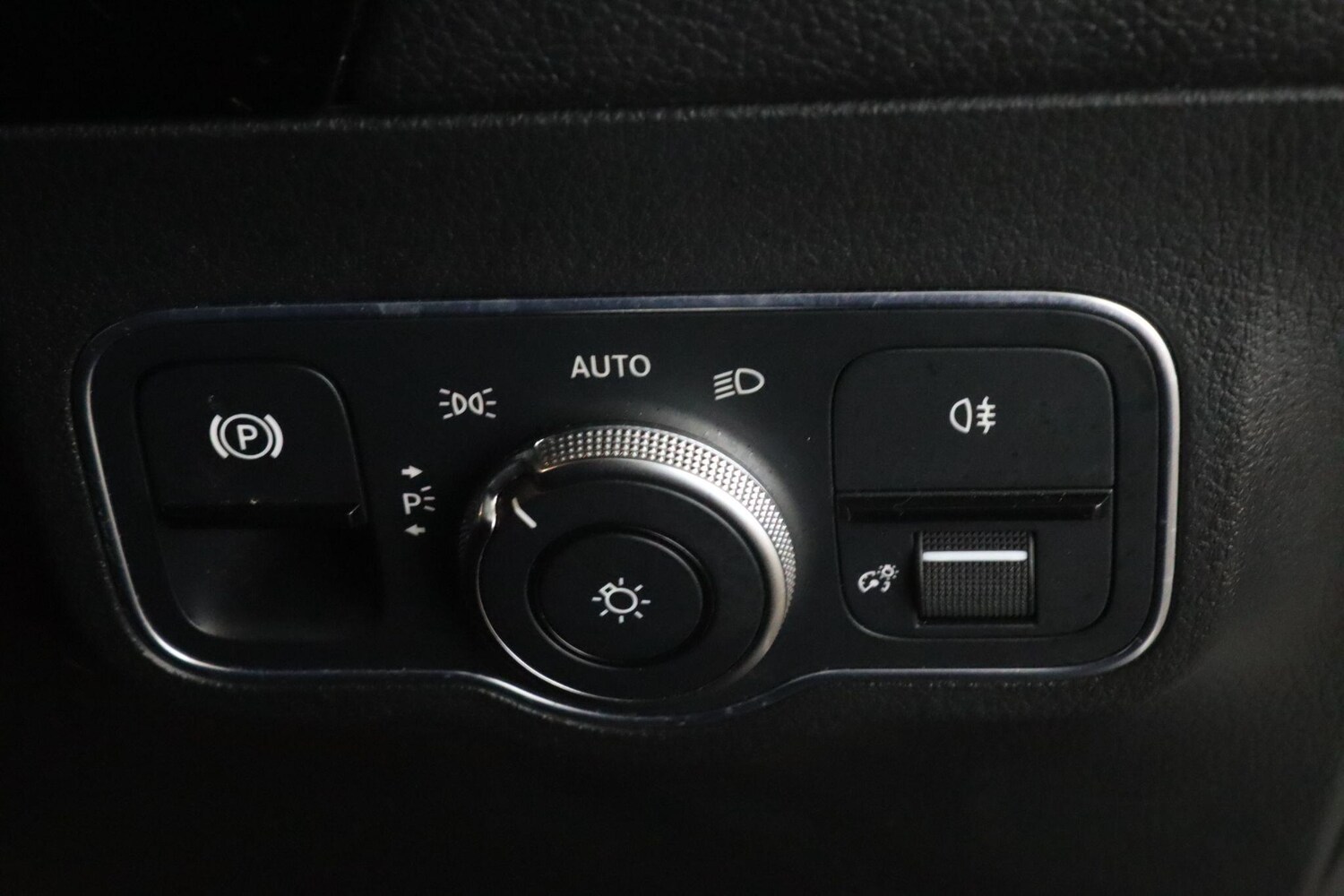 Used Mercedes-Benz GLA 2021 for sale - 77683074: Photo 21