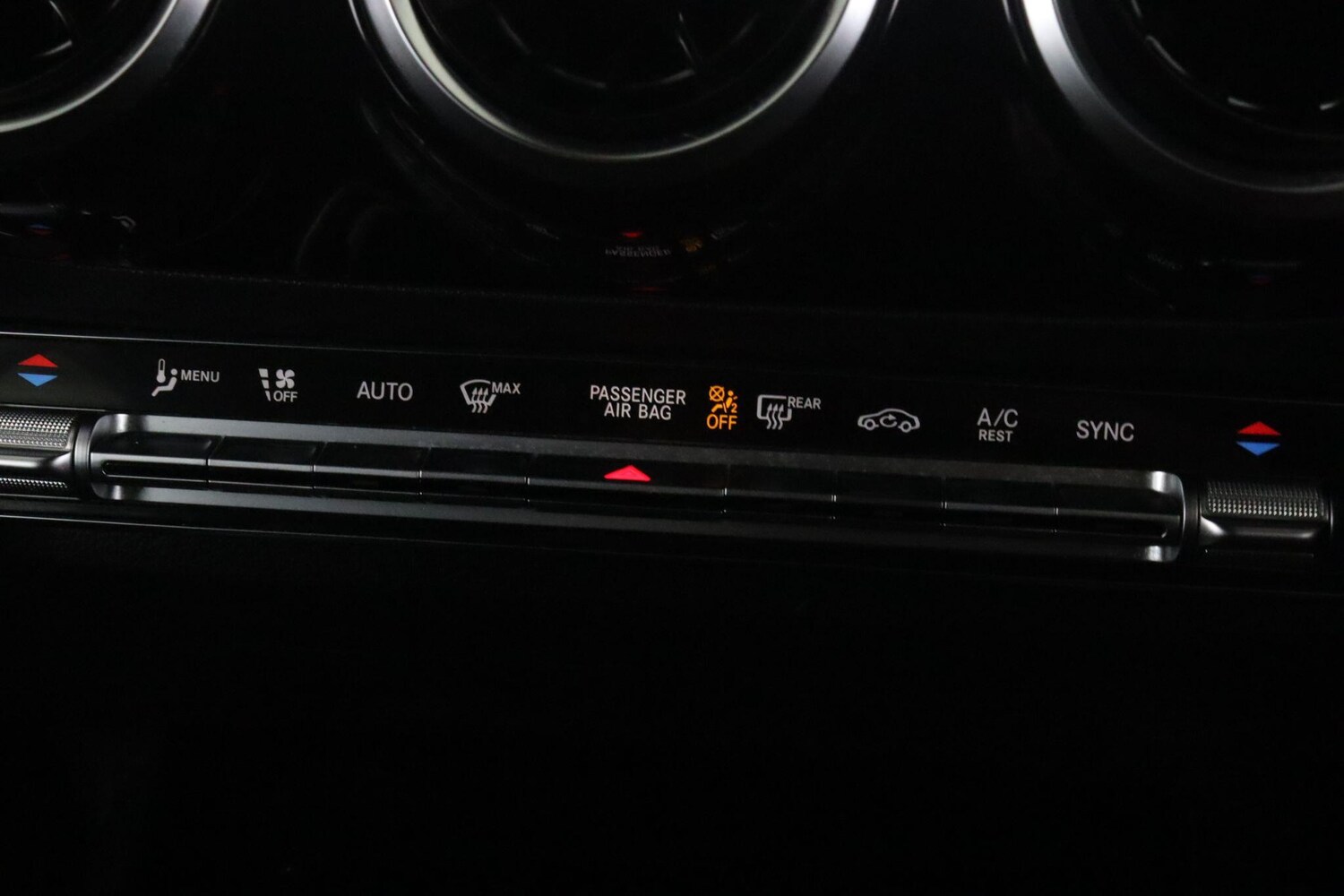 Used Mercedes-Benz GLA 2021 for sale - 77683074: Photo 28