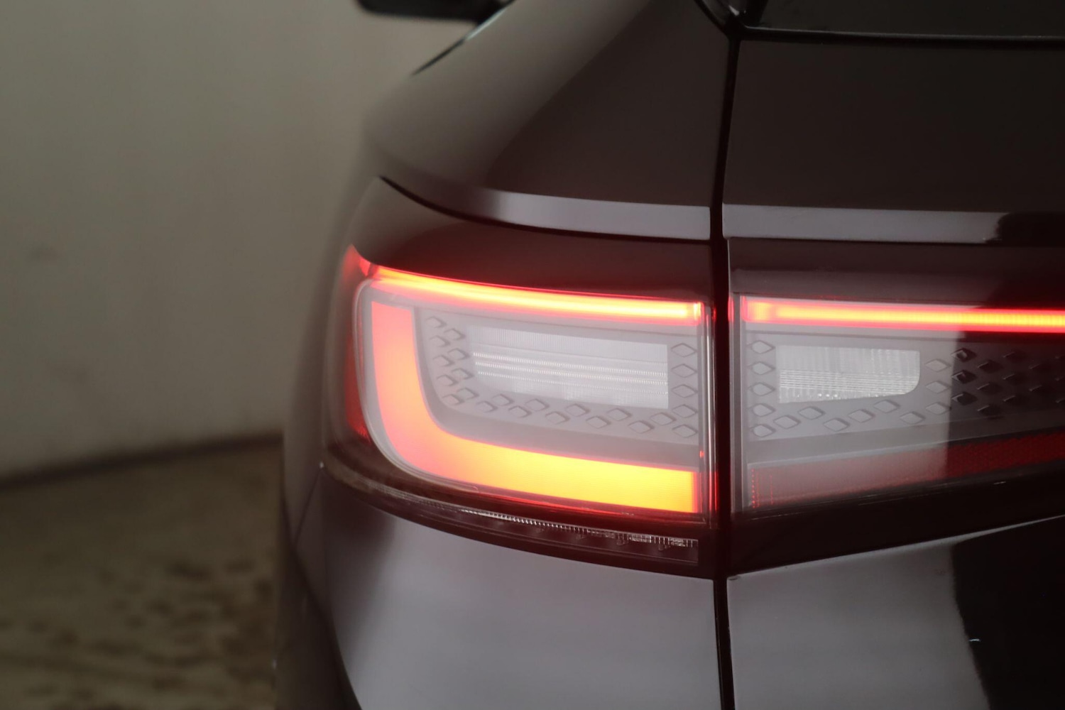 Used Volkswagen ID.4 2021 for sale - 76283411: Photo 10