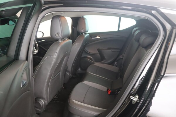 Used Vauxhall Astra 2021 for sale - 76122146: Photo 11