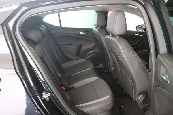 Used Vauxhall Astra 2021 for sale - 76122146: Photo 13