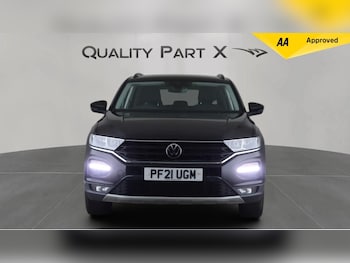 Used Volkswagen T-Roc 2021 for sale - 75291475: Photo