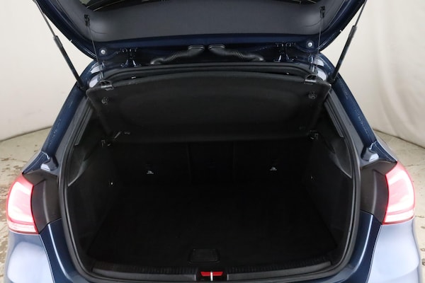 Used Mercedes-Benz A-Class 2021 for sale - 76138313: Photo 12