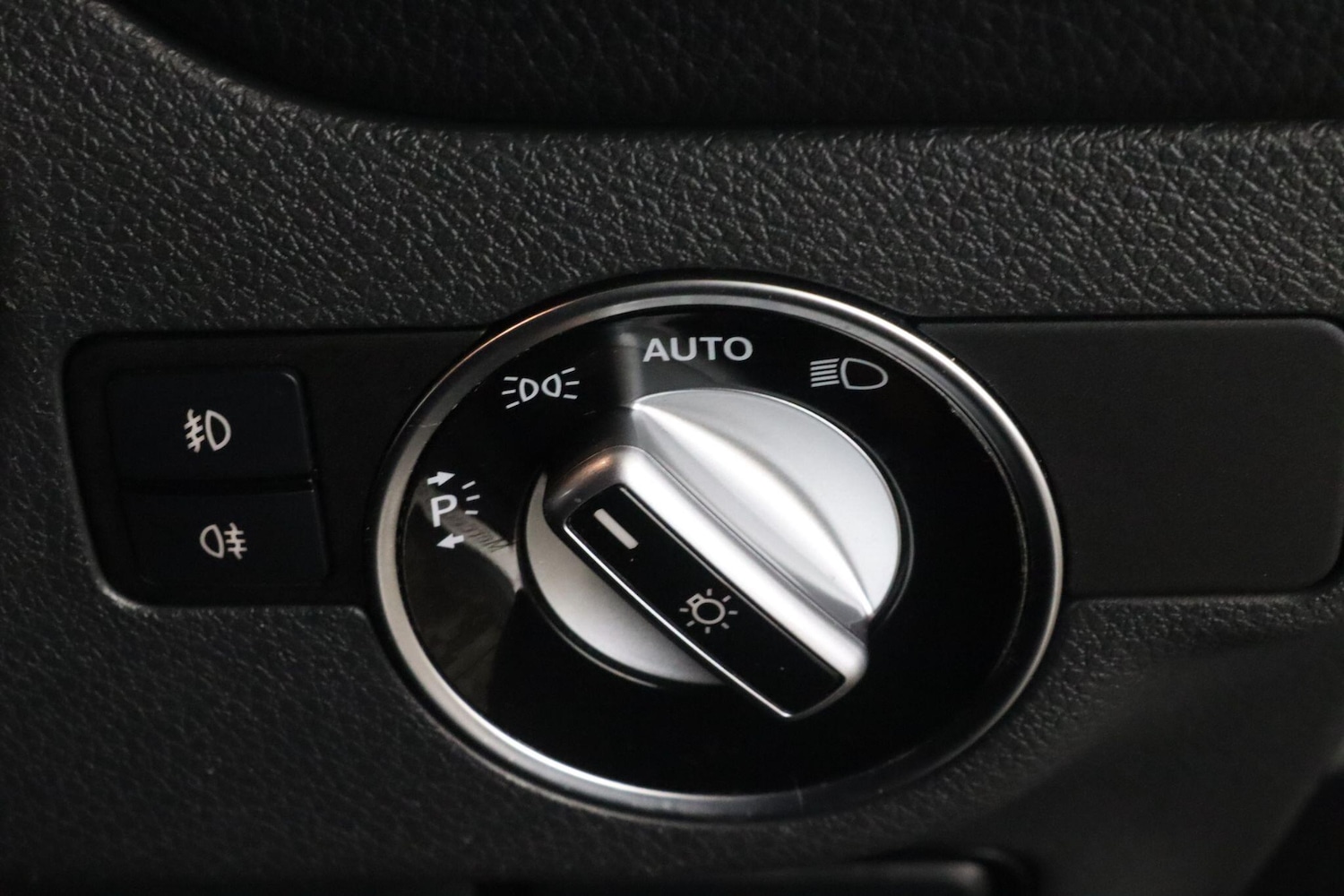 Used Mercedes-Benz GLA 2020 for sale - 76306509: Photo 18