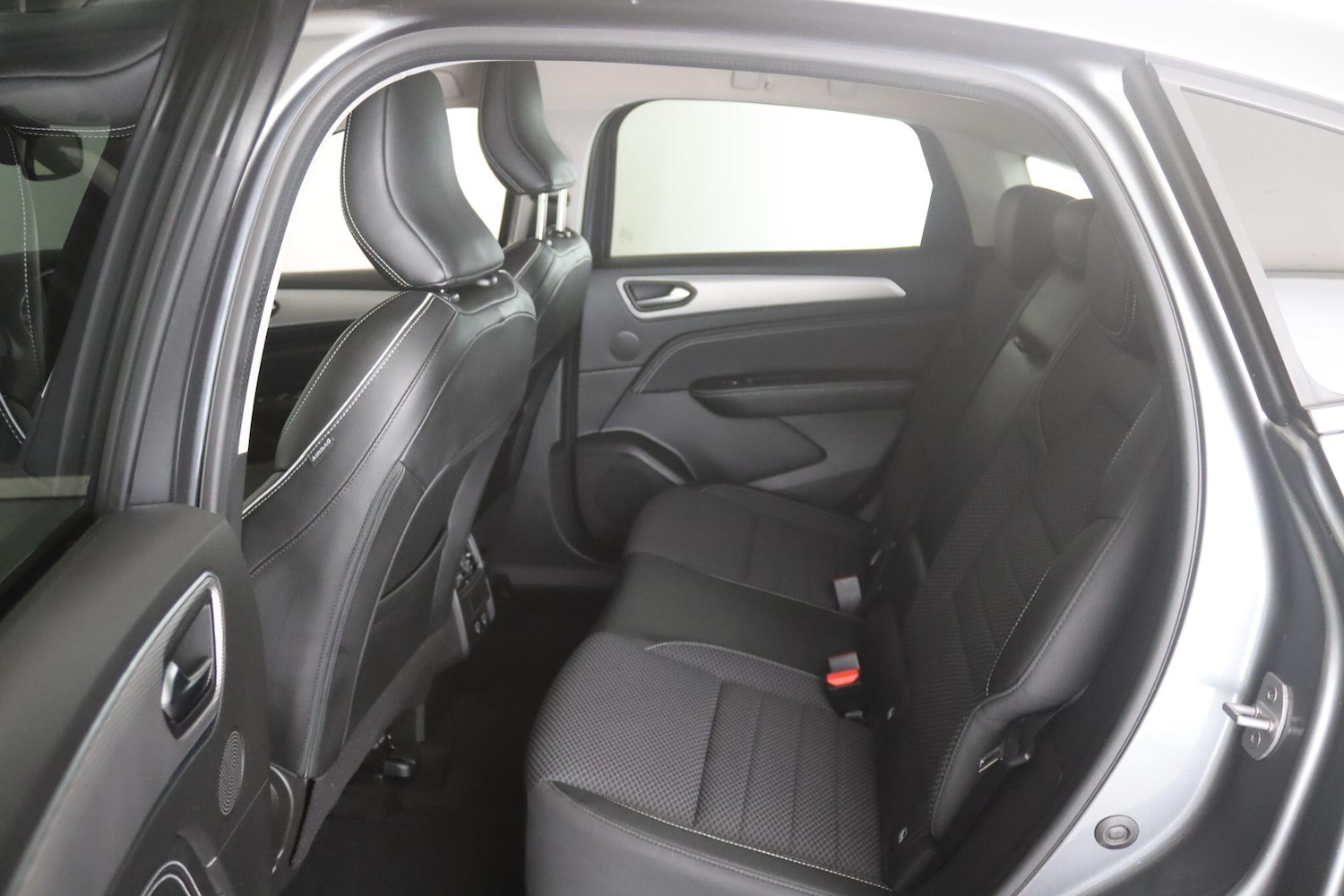 Used Renault Arkana for sale - 77824265: Photo 12