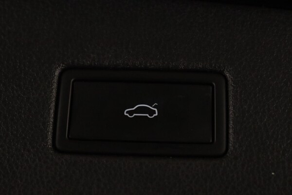 Used Volkswagen Tiguan 2021 for sale - 75351051: Photo 11