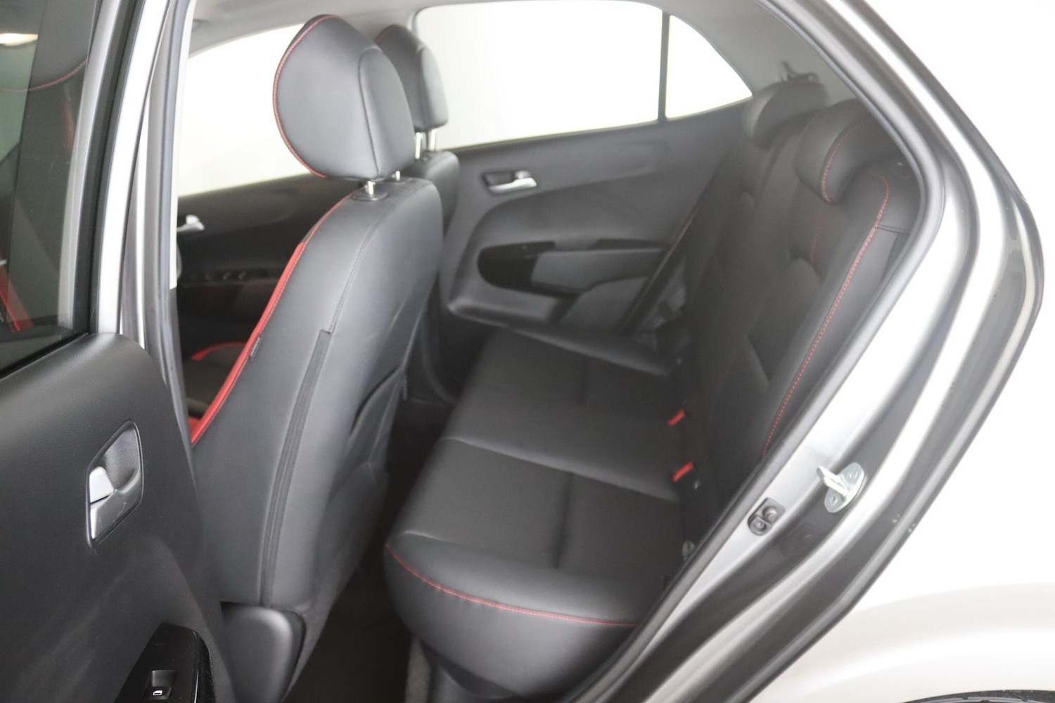 Used Kia Picanto 2023 for sale - 77109151: Photo 12