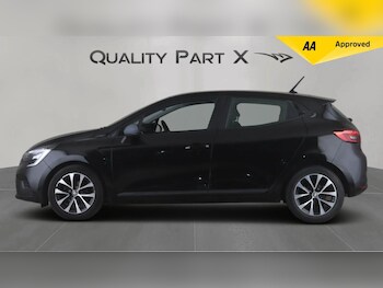 Used Renault Clio 2022 for sale - 78809778: Photo