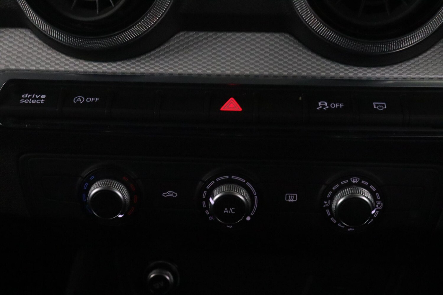 Used Audi Q2 2021 for sale - 77291736: Photo 25