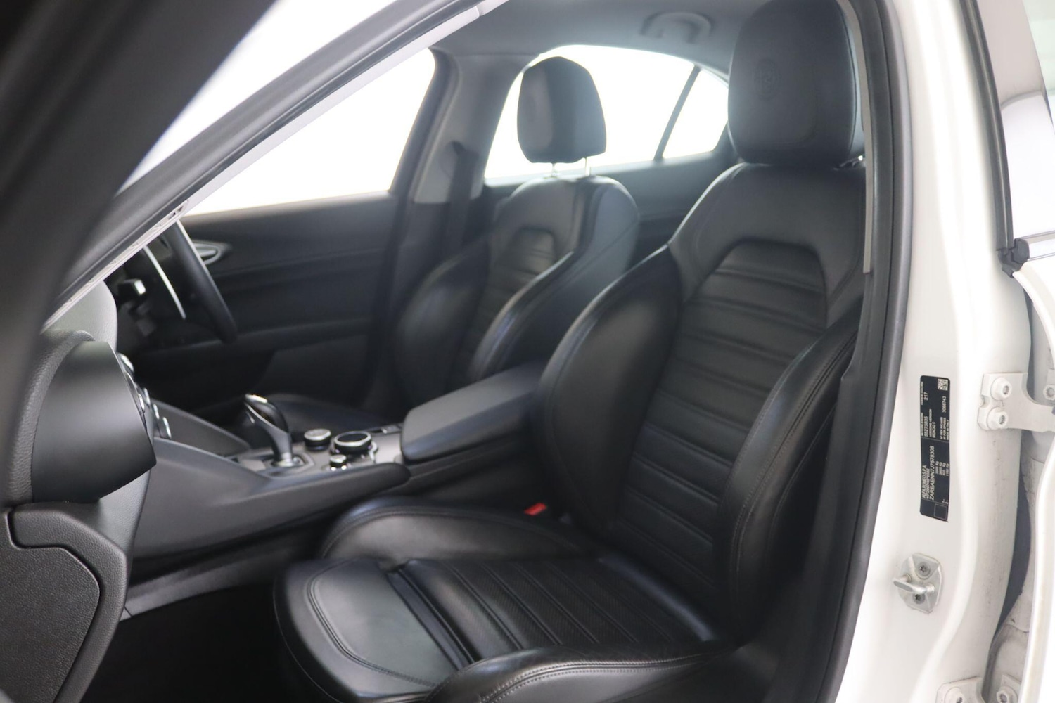 Used Alfa Romeo Giulia 2018 for sale - 76667331: Photo 14