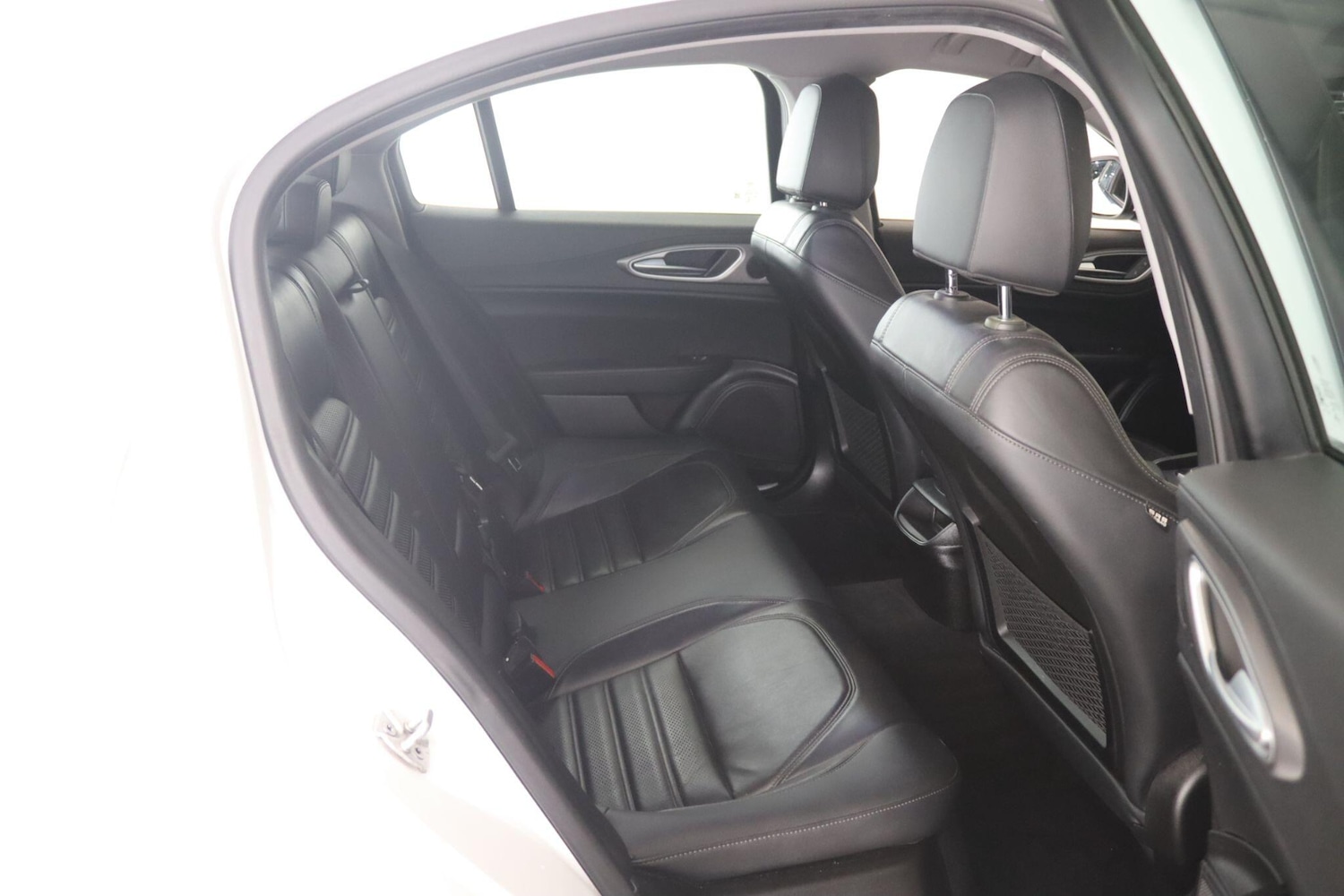 Used Alfa Romeo Giulia 2018 for sale - 76667331: Photo 17