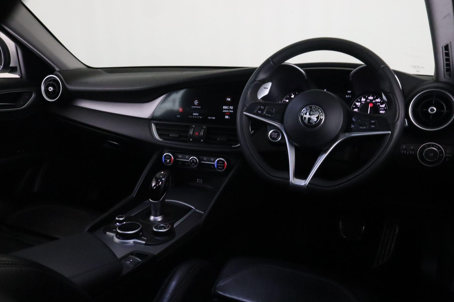 Used Alfa Romeo Giulia 2018 for sale - 76667331: Photo 18