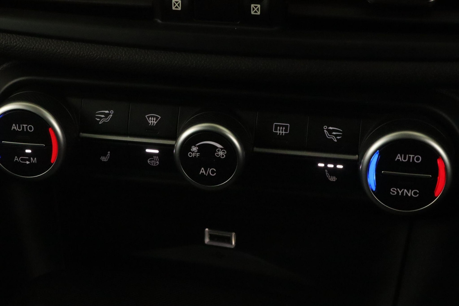 Used Alfa Romeo Giulia 2018 for sale - 76667331: Photo 26