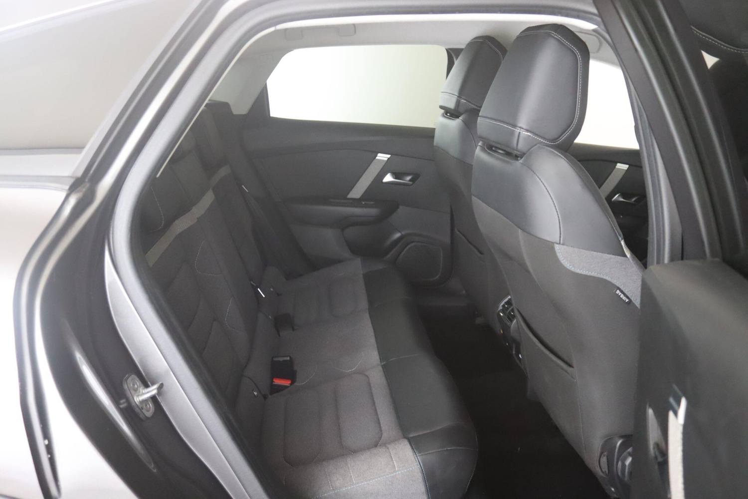 Used Citroen C4 2022 for sale - 76781522: Photo 13