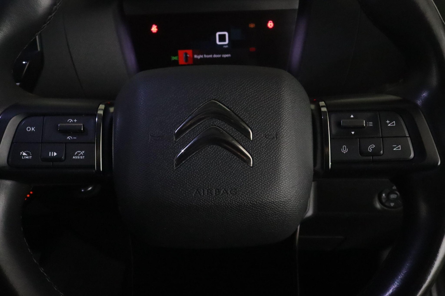 Used Citroen C4 2022 for sale - 76781522: Photo 17