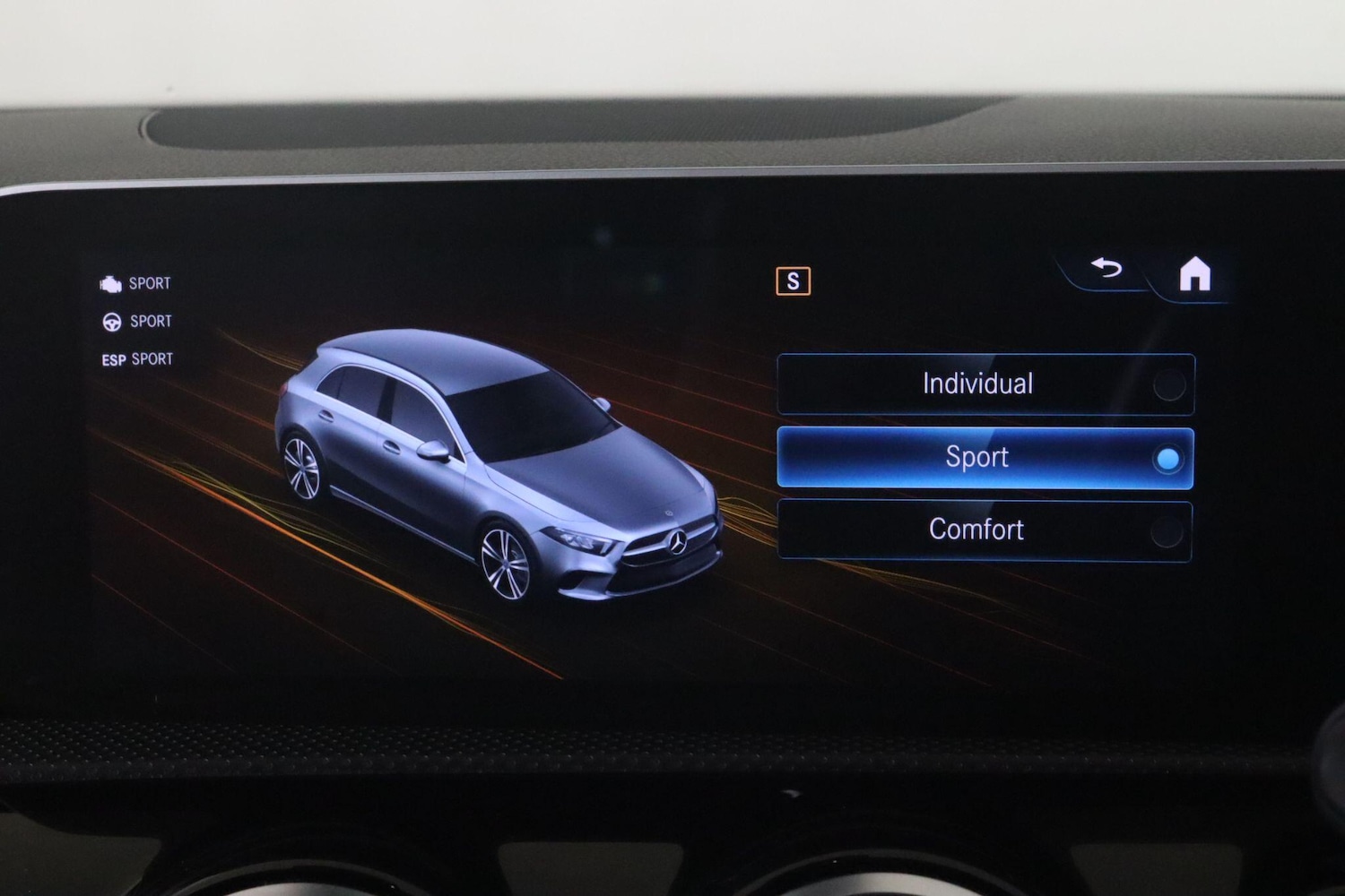 Used Mercedes-Benz A-Class 2020 for sale - 76284349: Photo 33