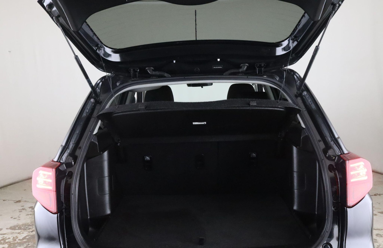 Used Suzuki Vitara 2022 for sale - 76152710: Photo 12