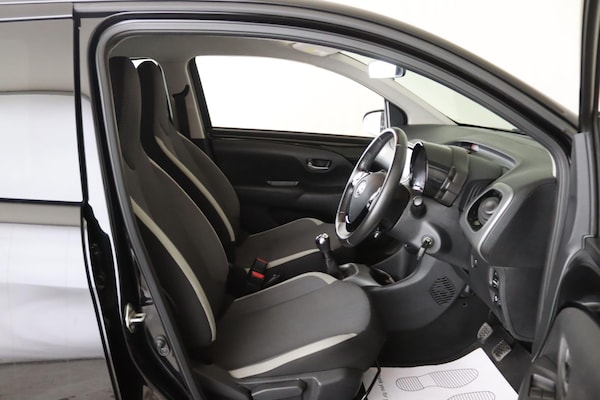 Used Toyota AYGO 2021 for sale - 76000552: Photo 15