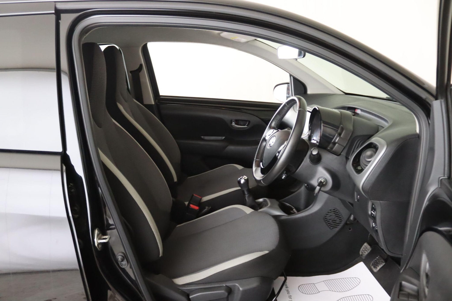 Used Toyota AYGO 2021 for sale - 76000552: Photo 16