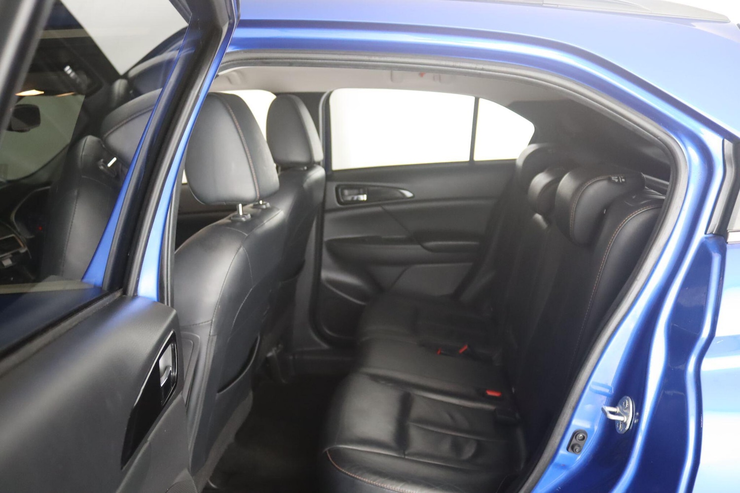 Used Mitsubishi Eclipse Cross 2020 for sale - 77268043: Photo 11