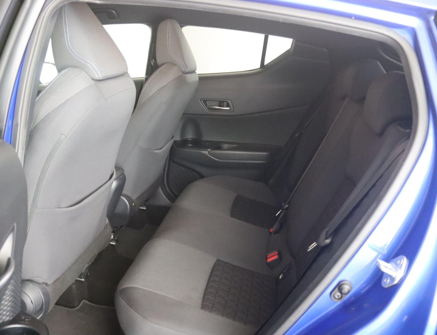 Used Toyota C-HR 2020 for sale - 77695503: Photo 12