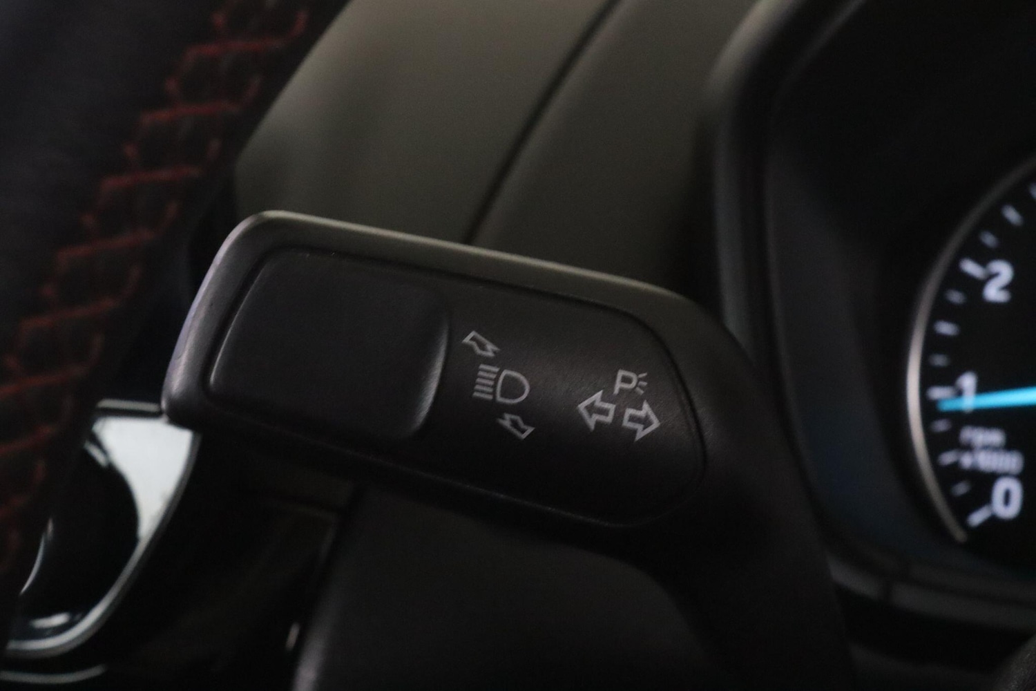 Used Ford Ecosport 2019 for sale - 76942576: Photo 22