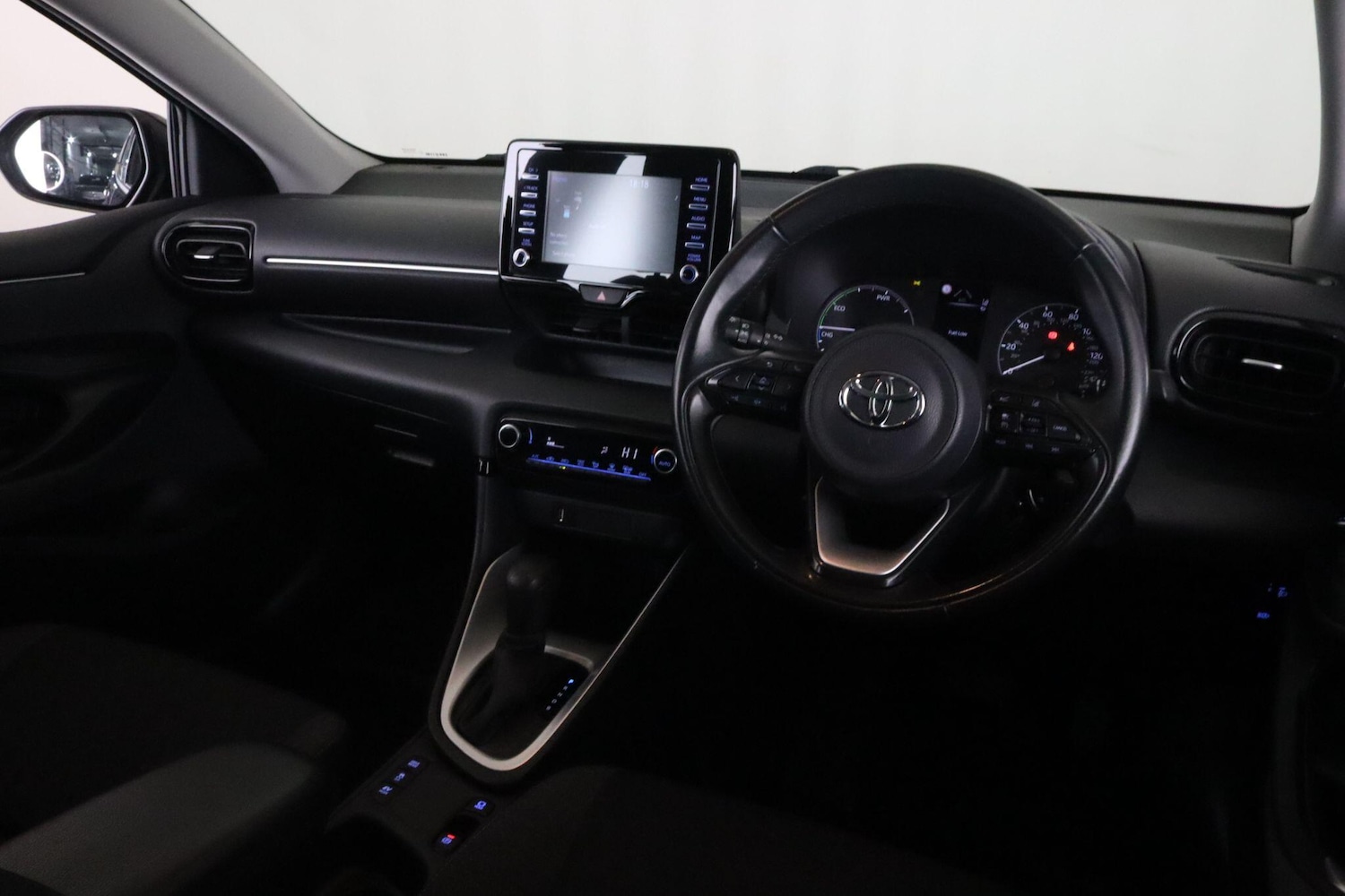 Used Toyota Yaris 2021 for sale - 76644768: Photo 14