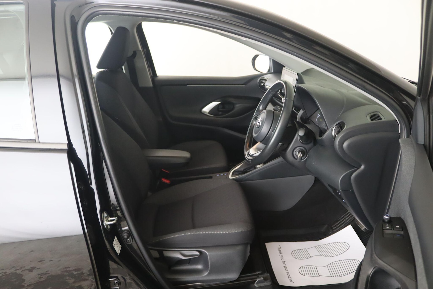 Used Toyota Yaris 2021 for sale - 76644768: Photo 15