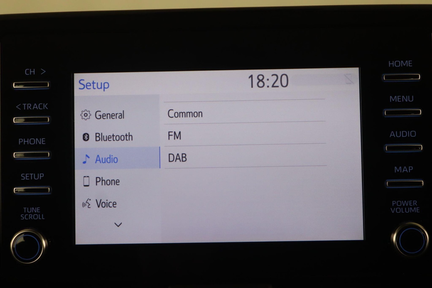 Used Toyota Yaris 2021 for sale - 76644768: Photo 31