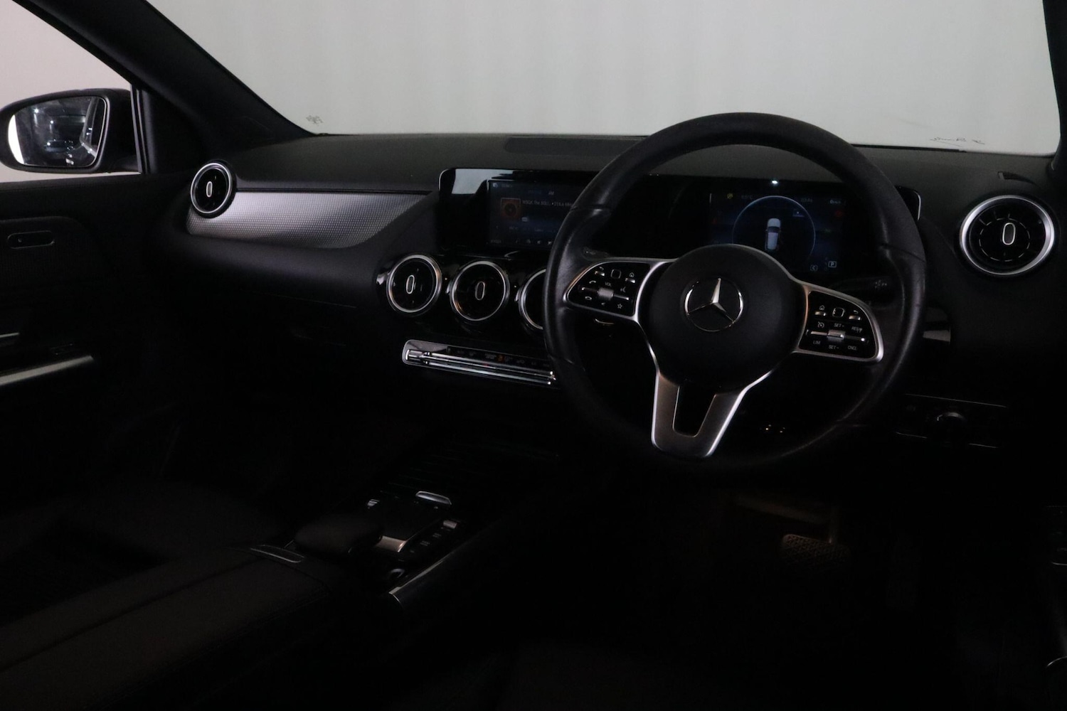 Used Mercedes-Benz GLA 2020 for sale - 76832376: Photo 17