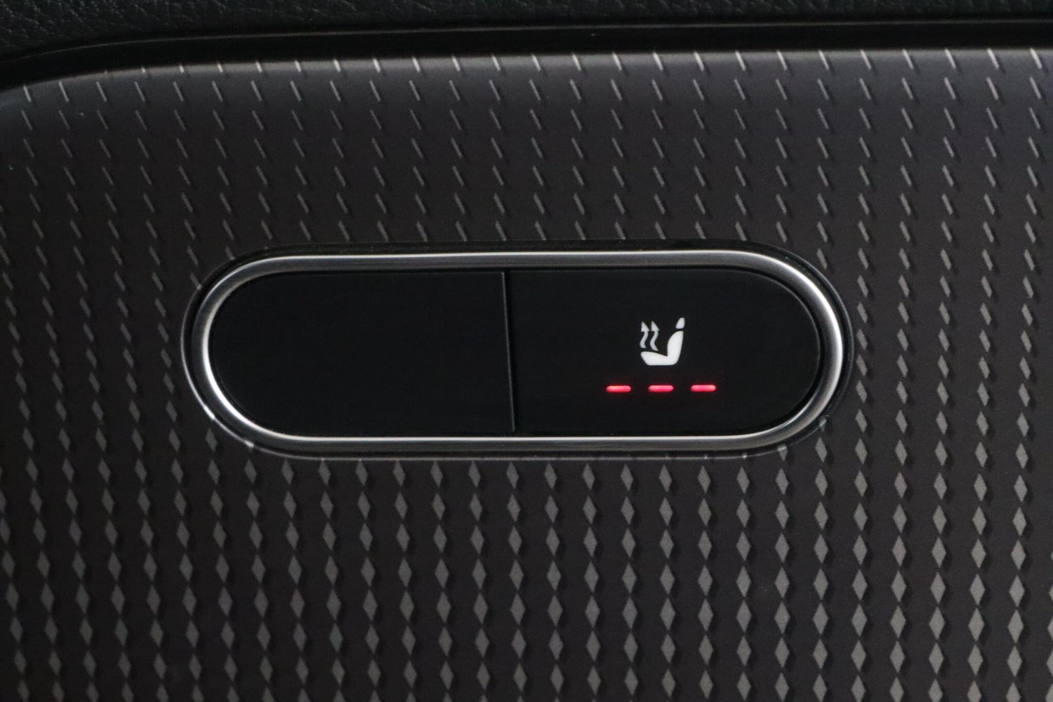 Used Mercedes-Benz GLA 2020 for sale - 76832376: Photo 20