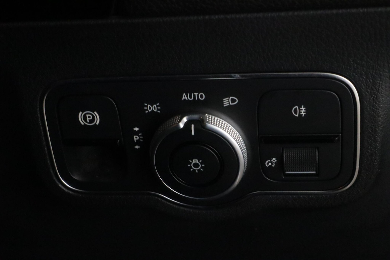 Used Mercedes-Benz GLA 2020 for sale - 76832376: Photo 21