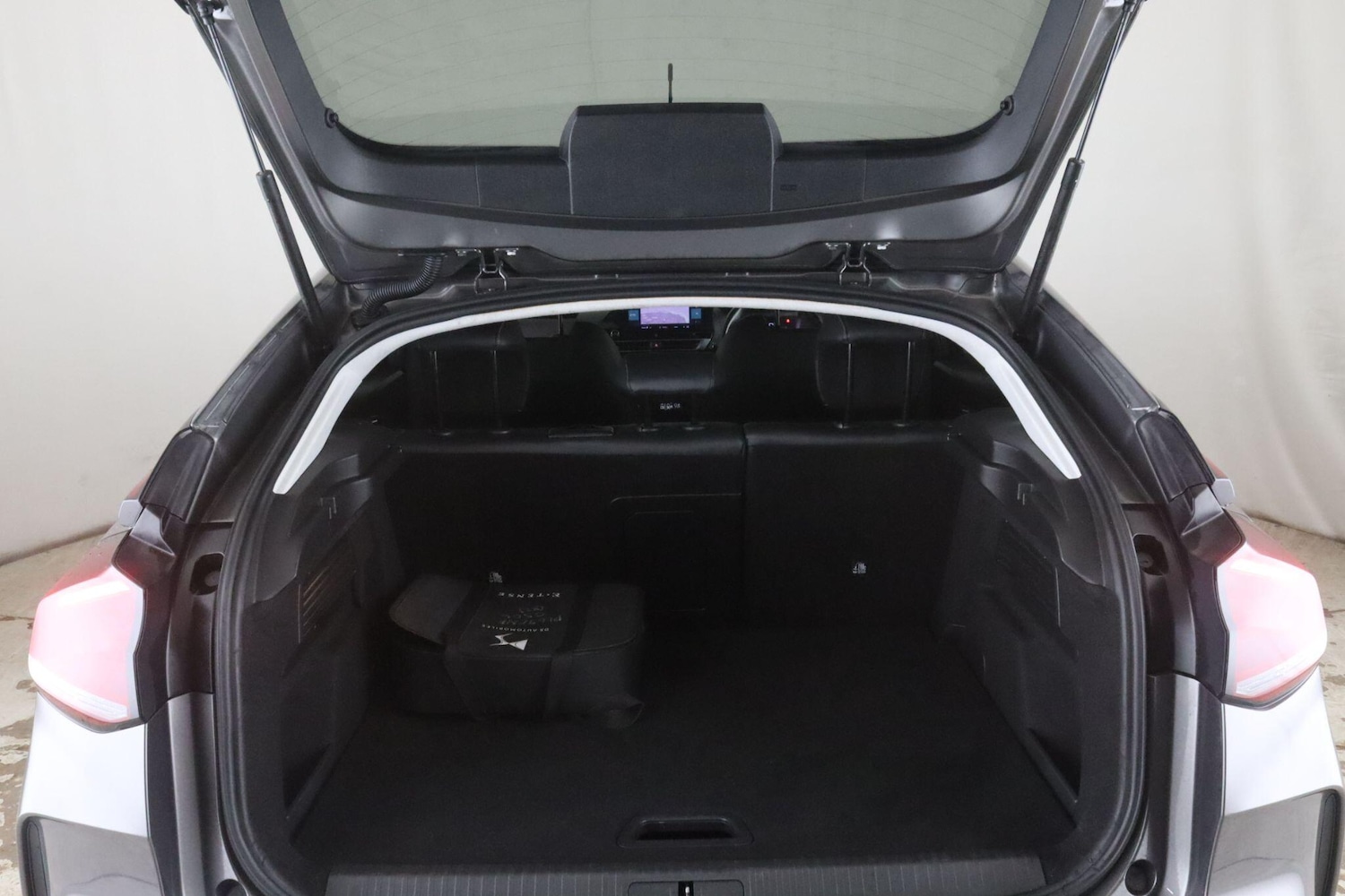 Used Citroen e-C4 2021 for sale - 77696234: Photo 13