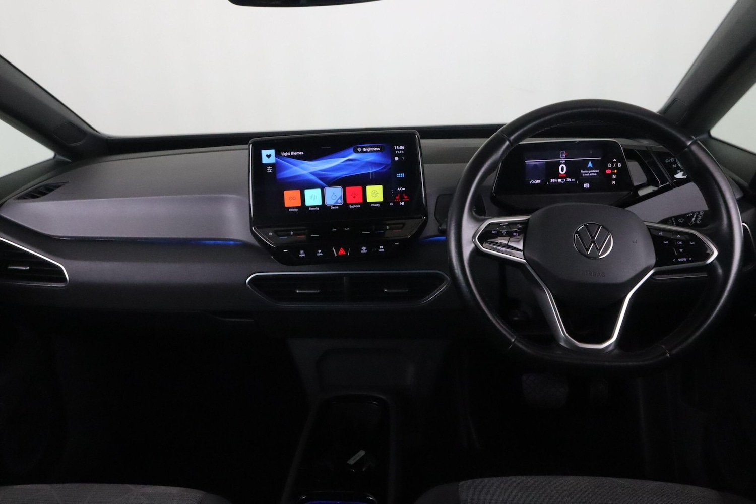 Used Volkswagen ID.3 2023 for sale - 76824351: Photo 17