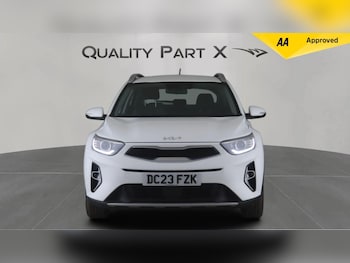 Used Kia Stonic 2023 for sale - 78504269: Photo