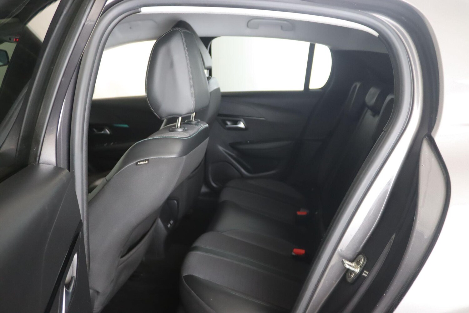 Used Peugeot 208 2022 for sale - 76714167: Photo 13